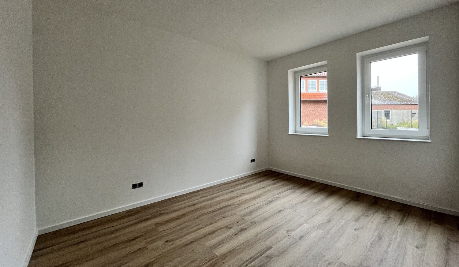 Neubau: Gehobene Erdgeschosswohnung in gesuchter Lage