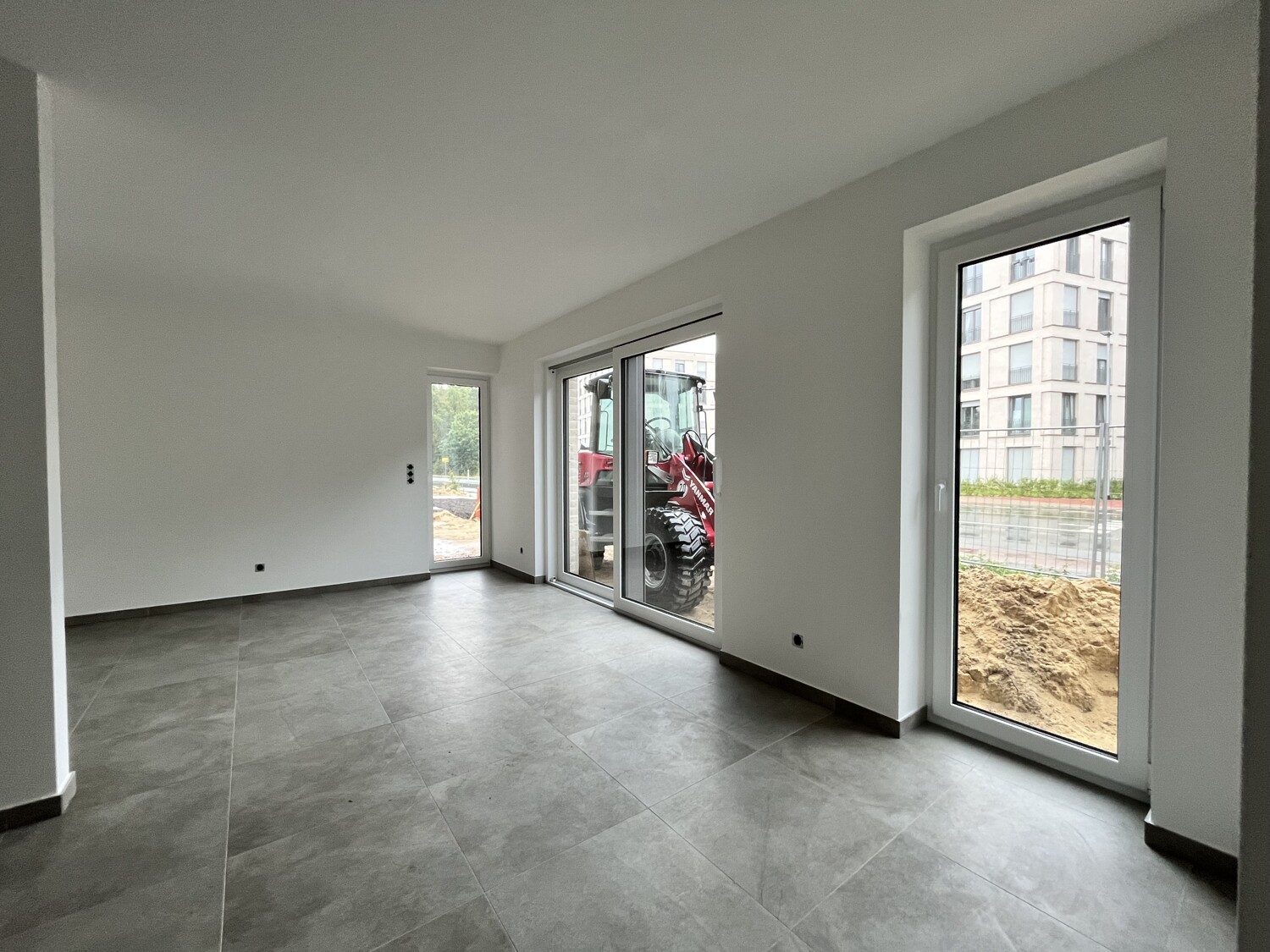 Neubau: Gehobene Erdgeschosswohnung in gesuchter Lage