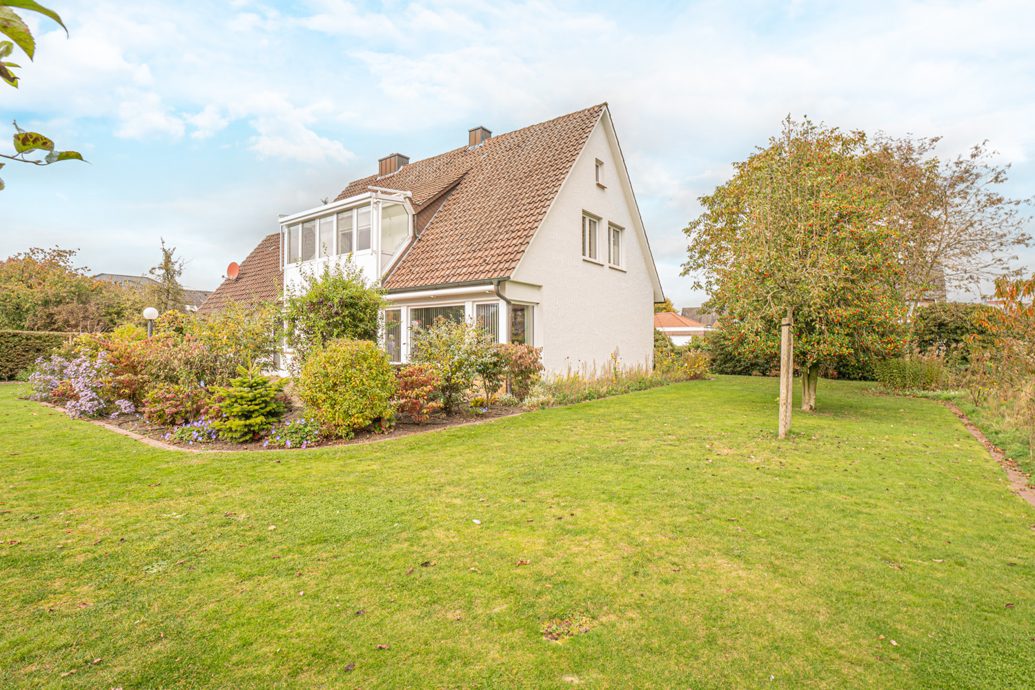 Wohnen mit traumhaftem Garten in bester Zentrumslage