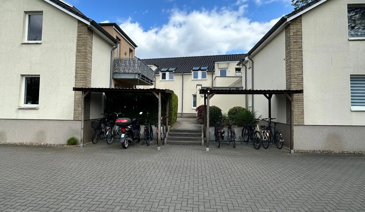 Erdgeschosswohnung mit Terrasse in attraktiver Lage