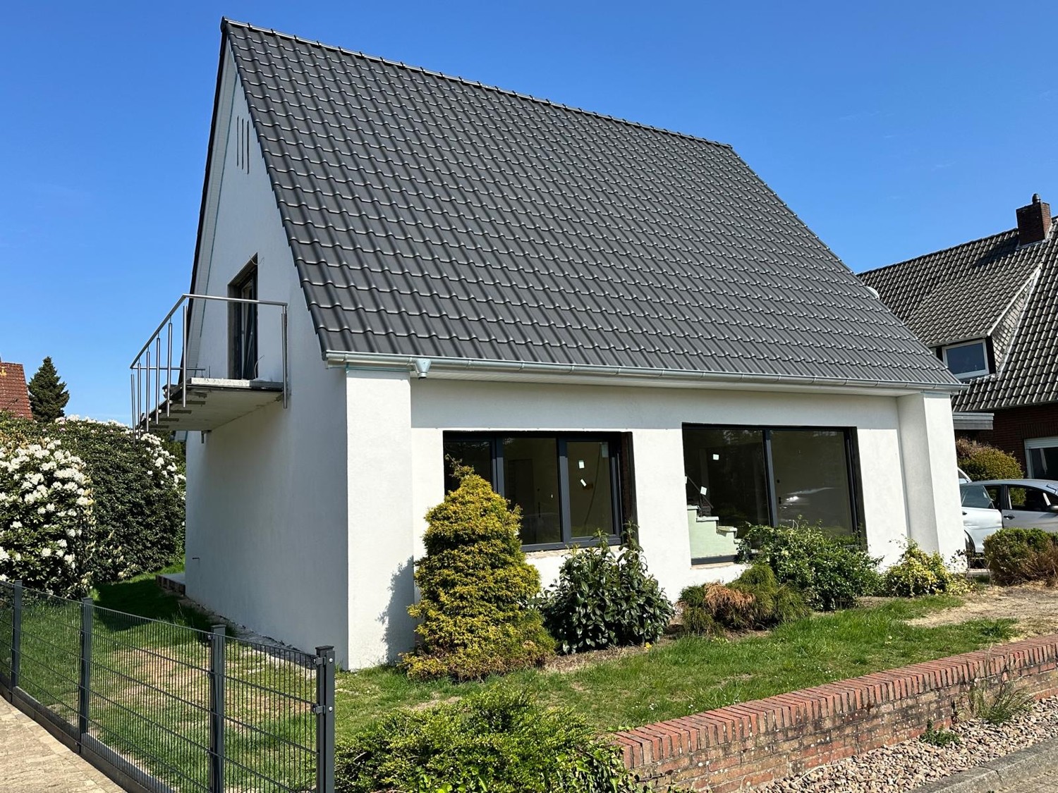 Kernsaniertes Einfamilienhaus in beliebter Wohnlage - KfW 40 EE