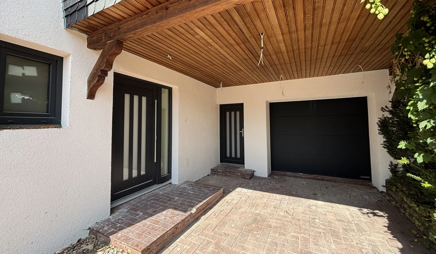 Kernsaniertes Einfamilienhaus - Innenausstattung noch individualisierbar