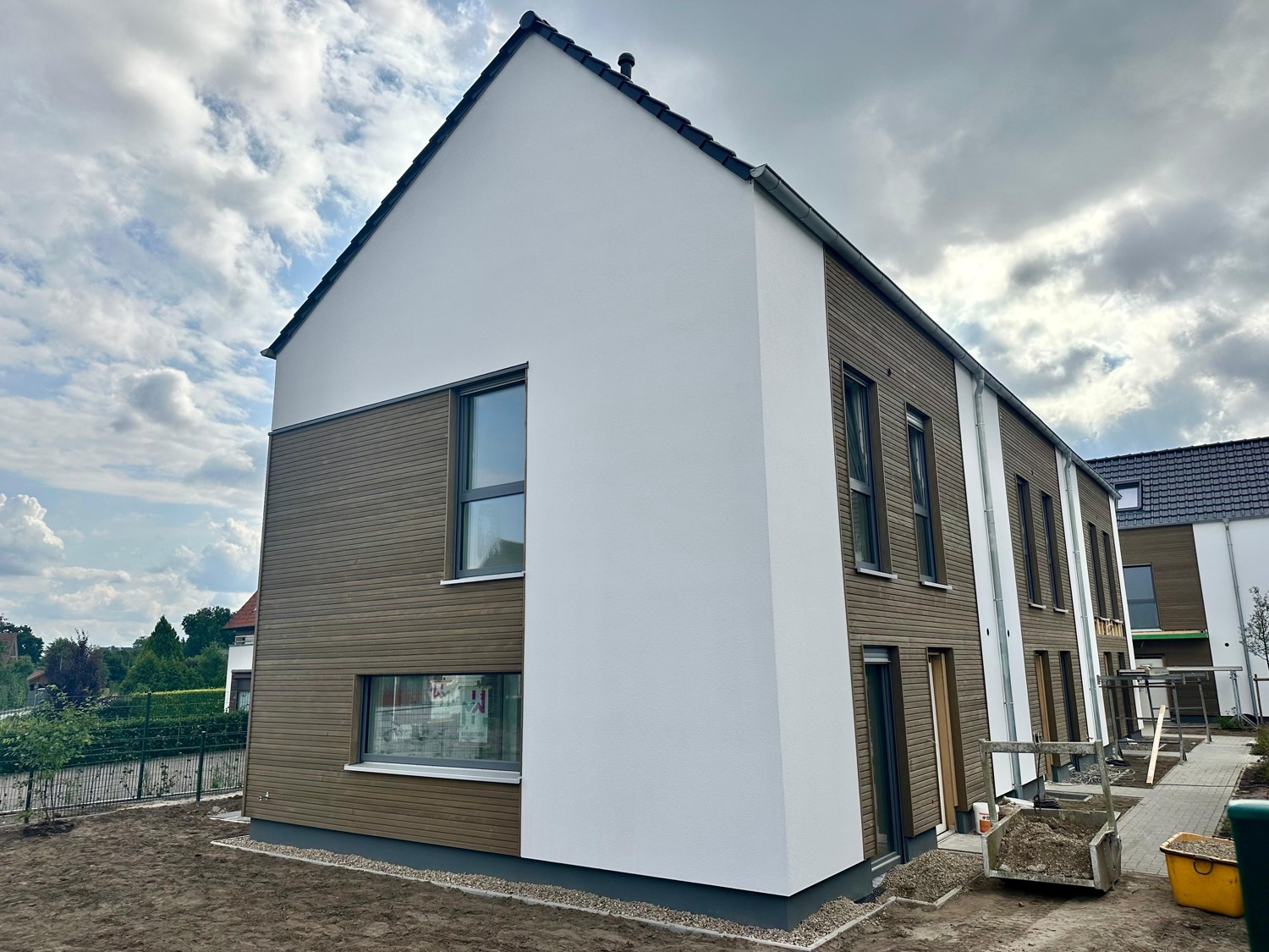 In Kürze bezugsfertig: Stilvolles Reihenendhaus zur Miete!