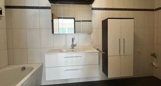 von_poll_real_estate_property_25196015_image_8