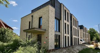 von_poll_real_estate_property_25196024_image_0