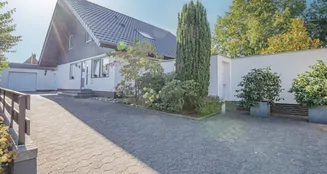 von_poll_real_estate_property_25196045_image_1