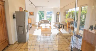 von_poll_real_estate_property_25196045_image_8