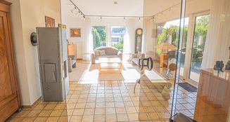 von_poll_real_estate_property_25196045_image_8