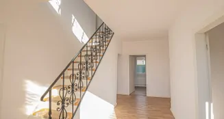 von_poll_real_estate_property_25196047_image_3