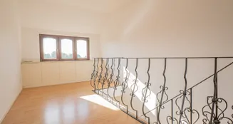 von_poll_real_estate_property_25196047_image_9