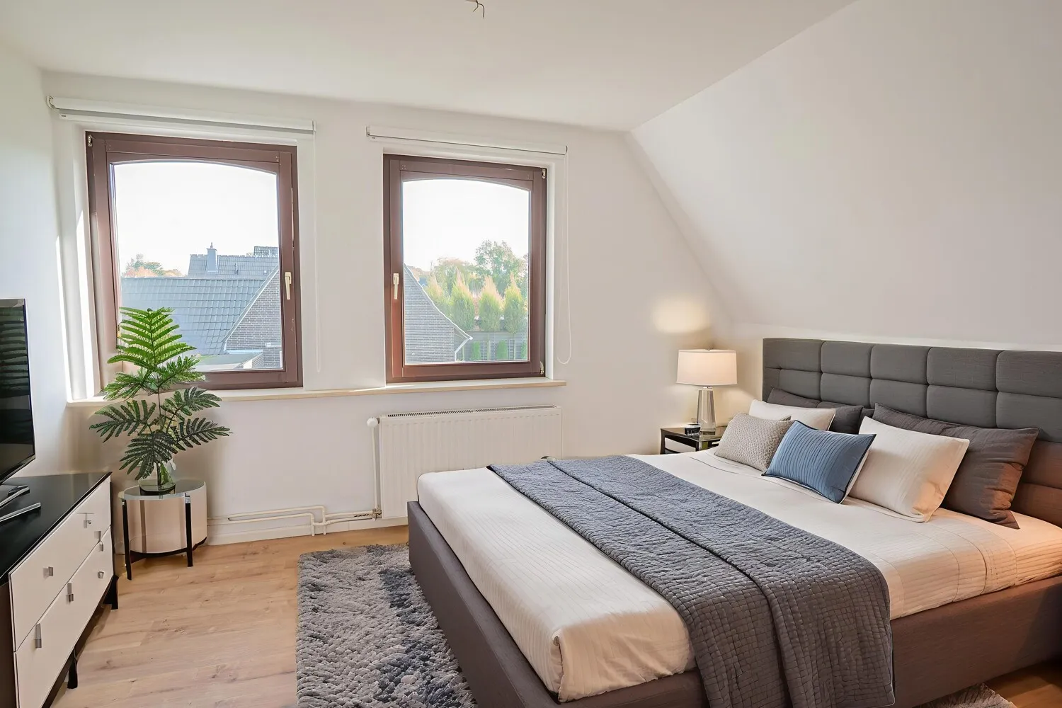 Family bliss - Modernized detached house with sunny garden