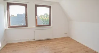 von_poll_real_estate_property_25196047_image_11