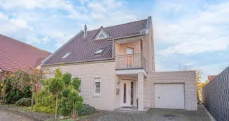 von_poll_real_estate_property_25196053_image_0