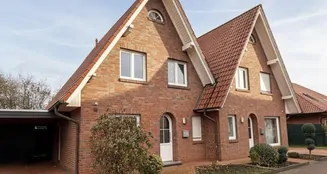 von_poll_real_estate_property_25196066_image_0