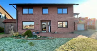 von_poll_real_estate_property_25196068_image_1