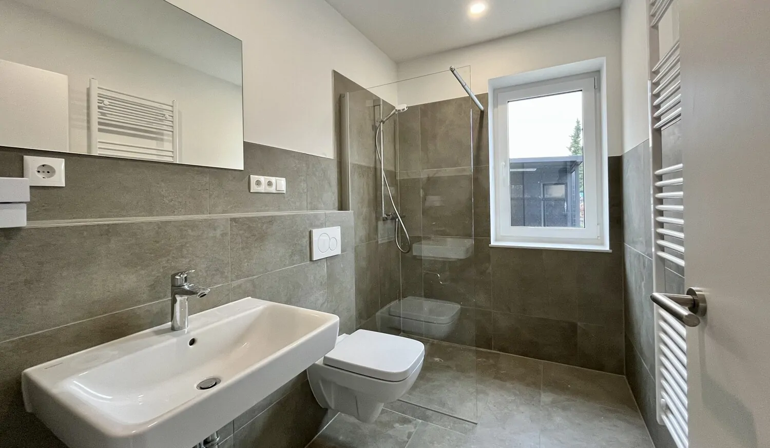 Erstbezug: Hochwertige Terrassenwohnung in bevorzugter Lage