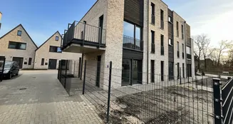 von_poll_real_estate_property_25196060_image_2