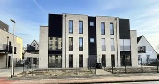 von_poll_real_estate_property_25196060_image_0