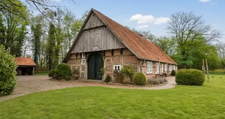 von_poll_real_estate_property_25196061_image_1