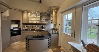 von_poll_real_estate_property_25196061_image_9