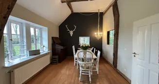 von_poll_real_estate_property_25196061_image_10