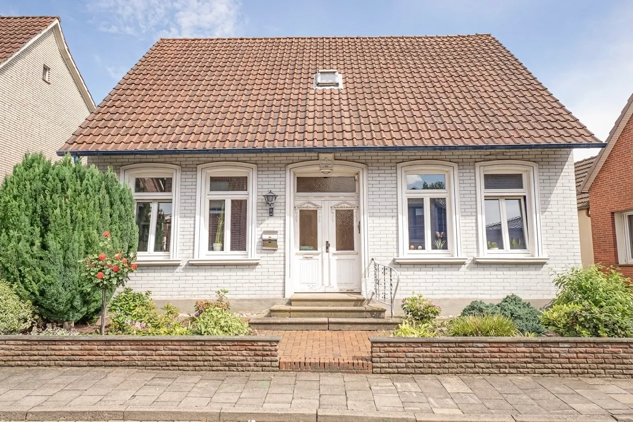 Charmantes Zweifamilienhaus in zentrumsnaher Lage