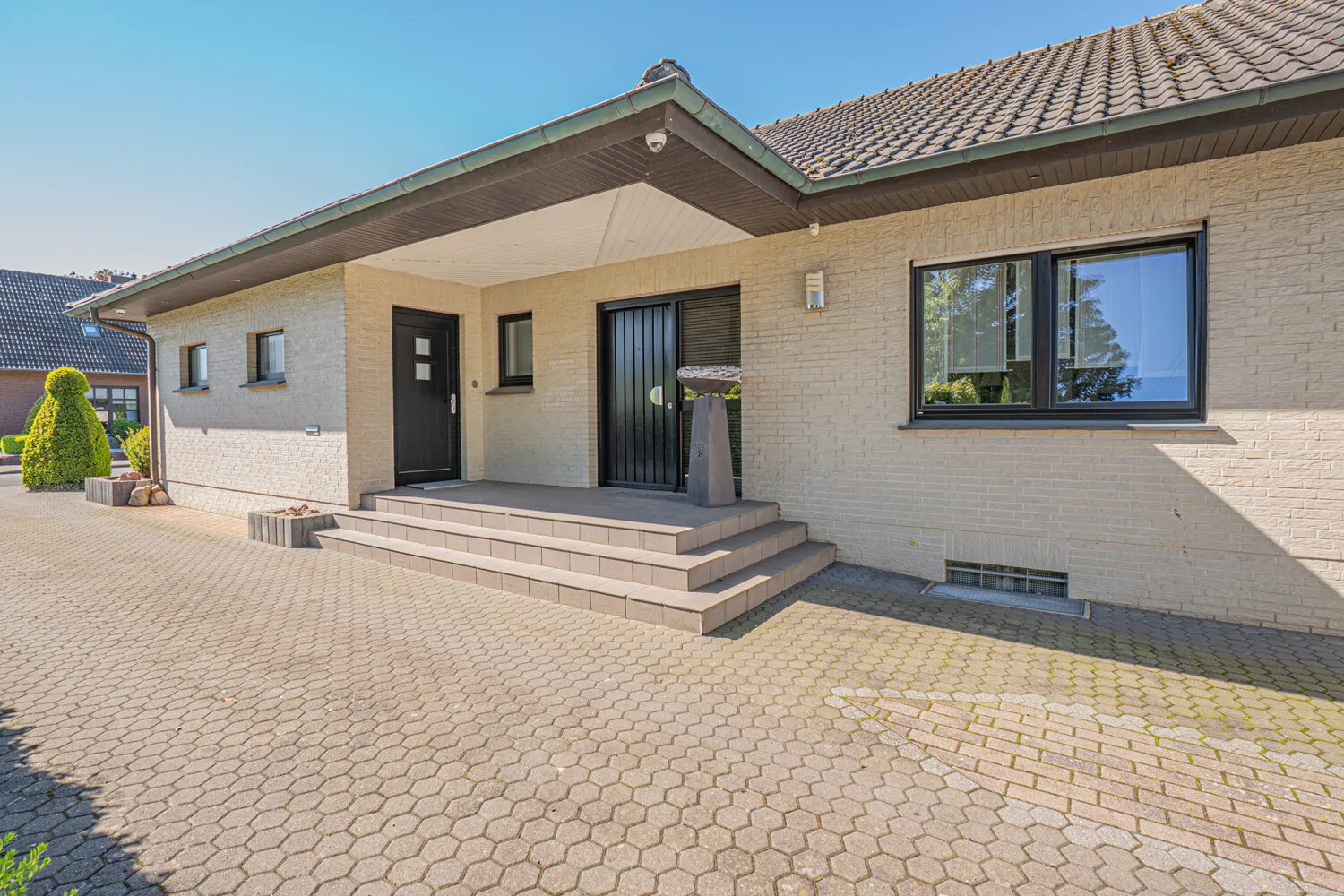 Viel Platz für die ganze Familie - saniertes Zuhause mit hochwertiger Ausstattung