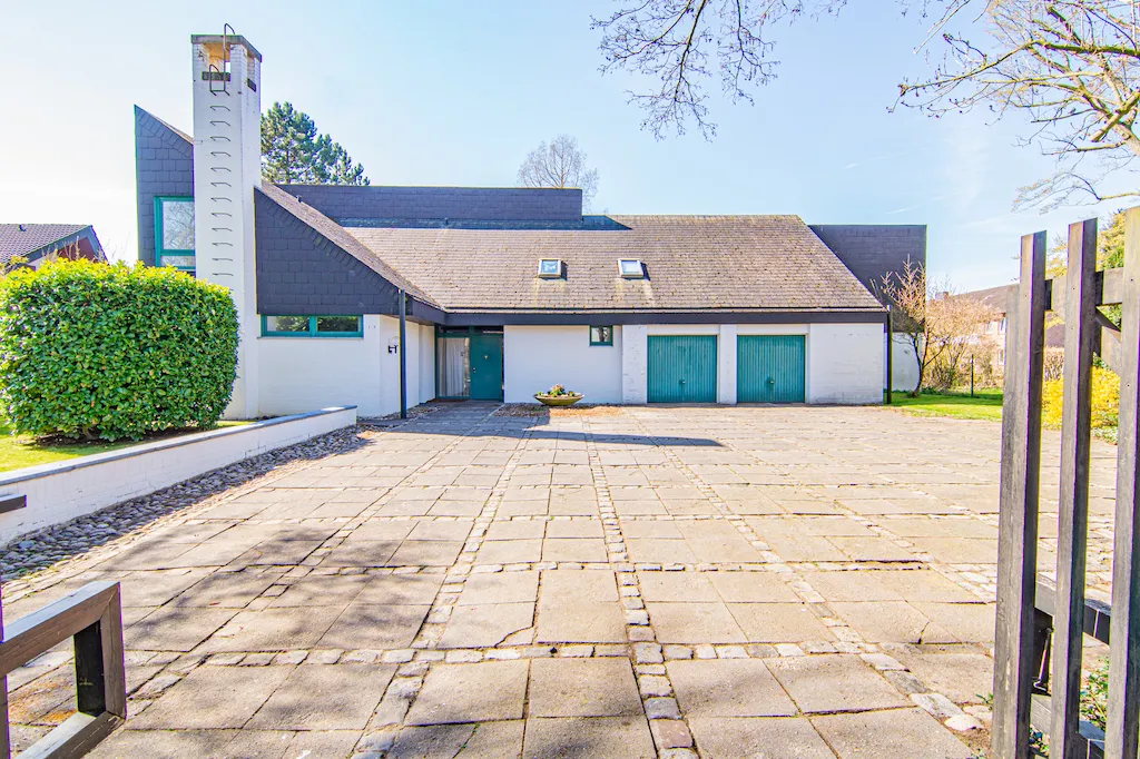Außergewöhnliches Architektenhaus in hervorragender Lage