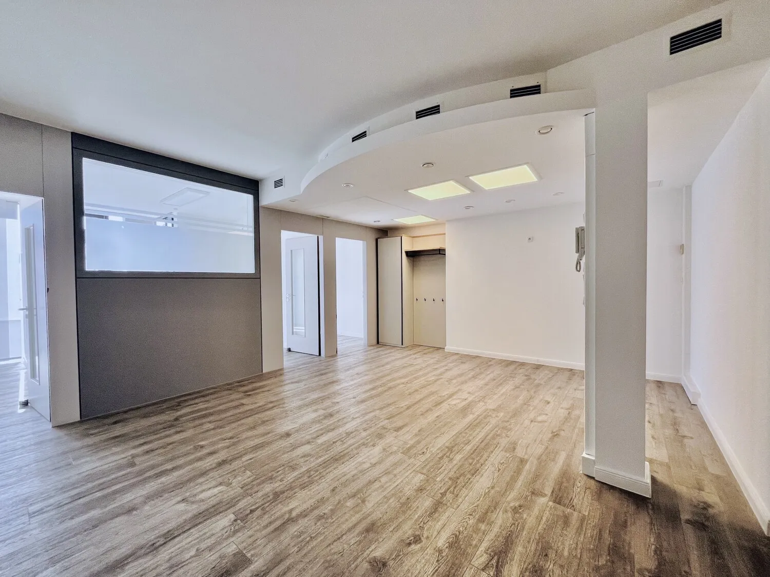 Moderne Bürofläche mit Dachterrasse – zentral in Vechta