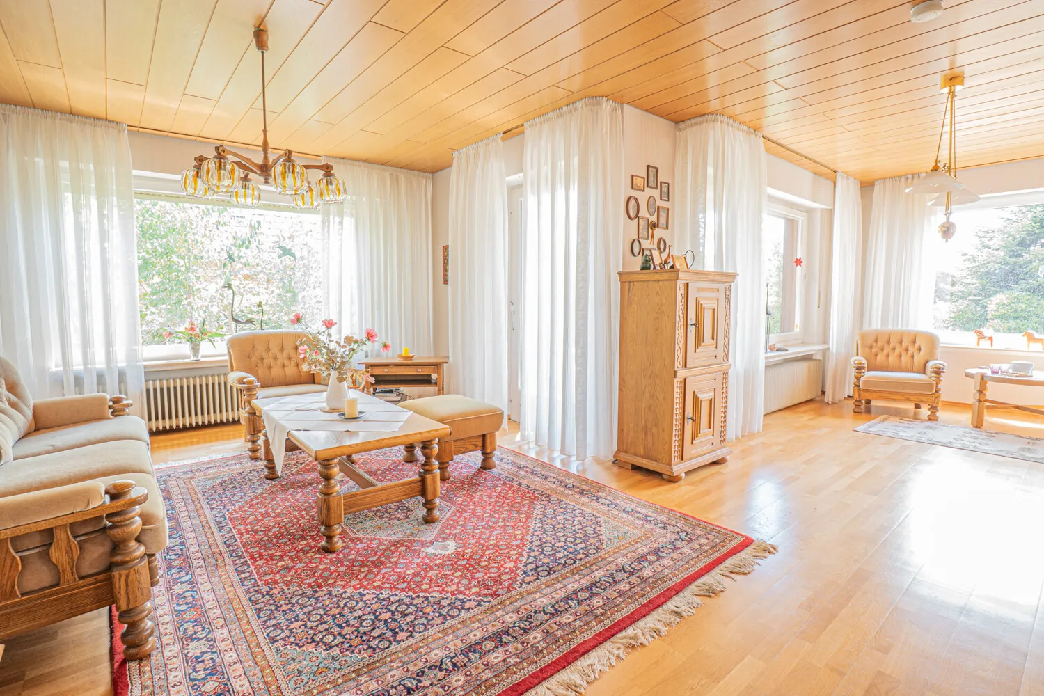 Familienglück mit großem Garten in ruhiger Wohnlage