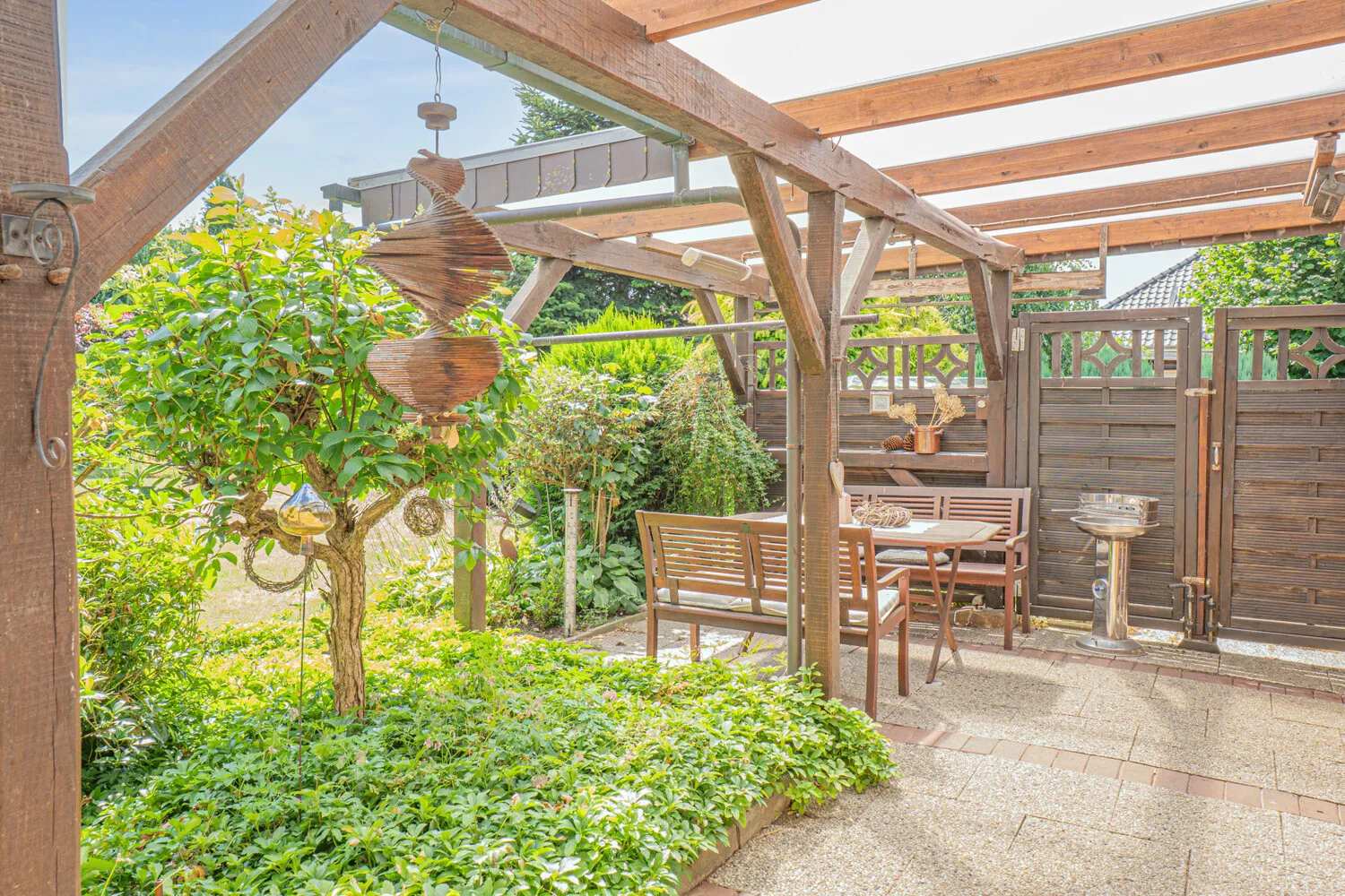 Familienglück mit großem Garten in ruhiger Wohnlage