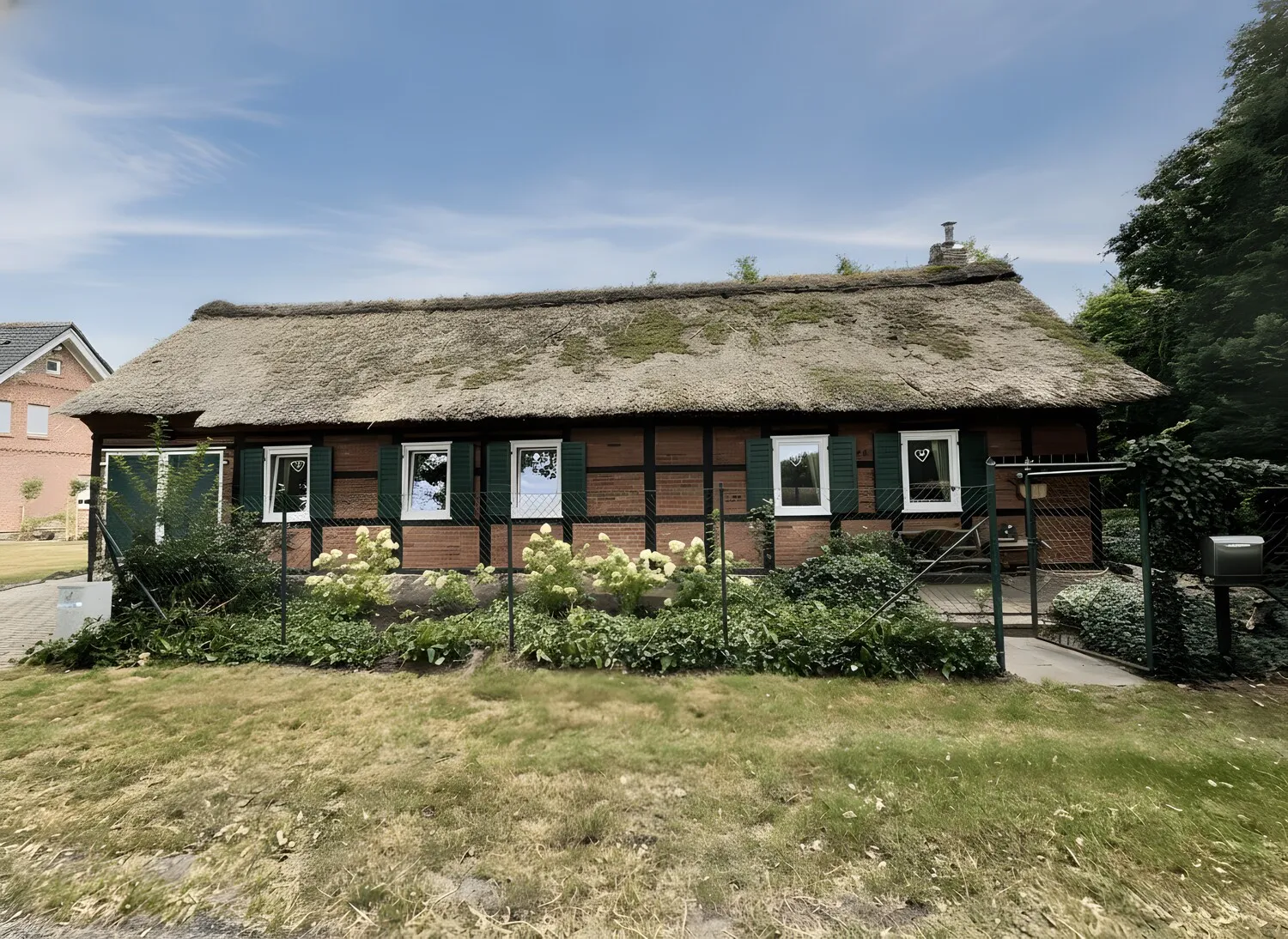 Idyllisches Wochenendhäuschen auf traumhaftem Grundstück