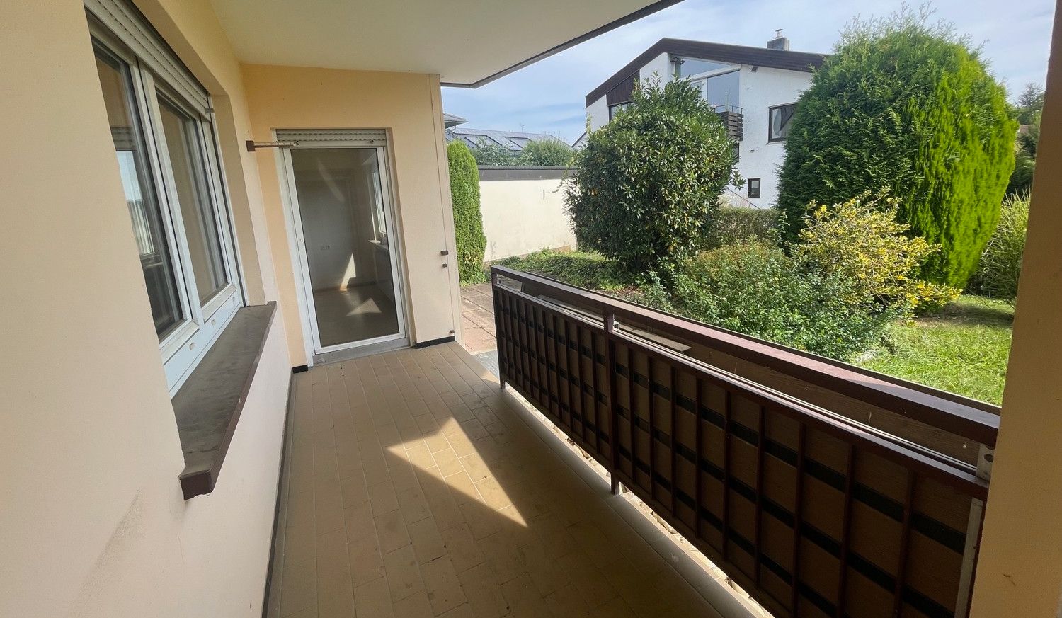EG - Balkon mit Terrassenzugang