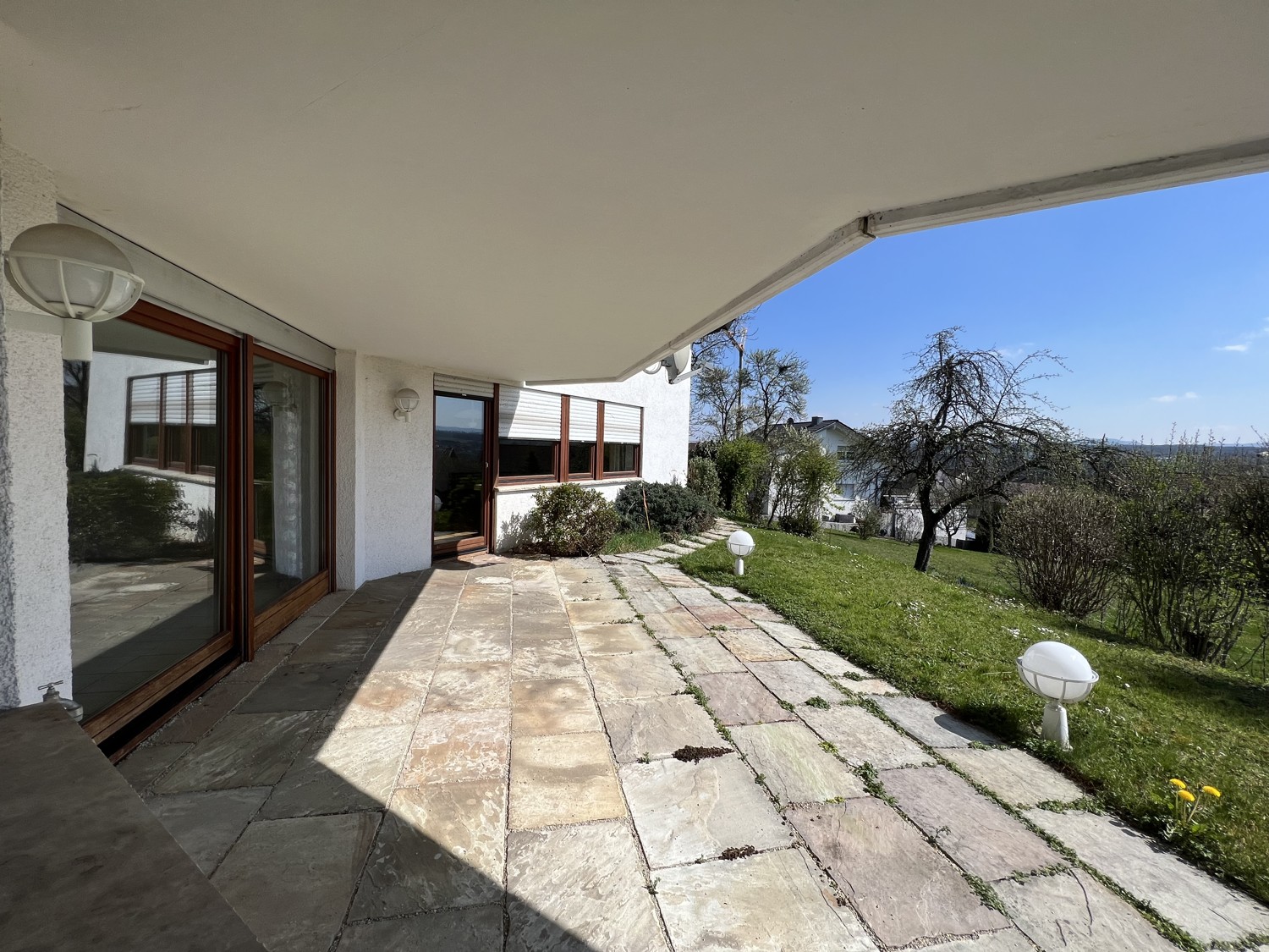UG: Terrasse