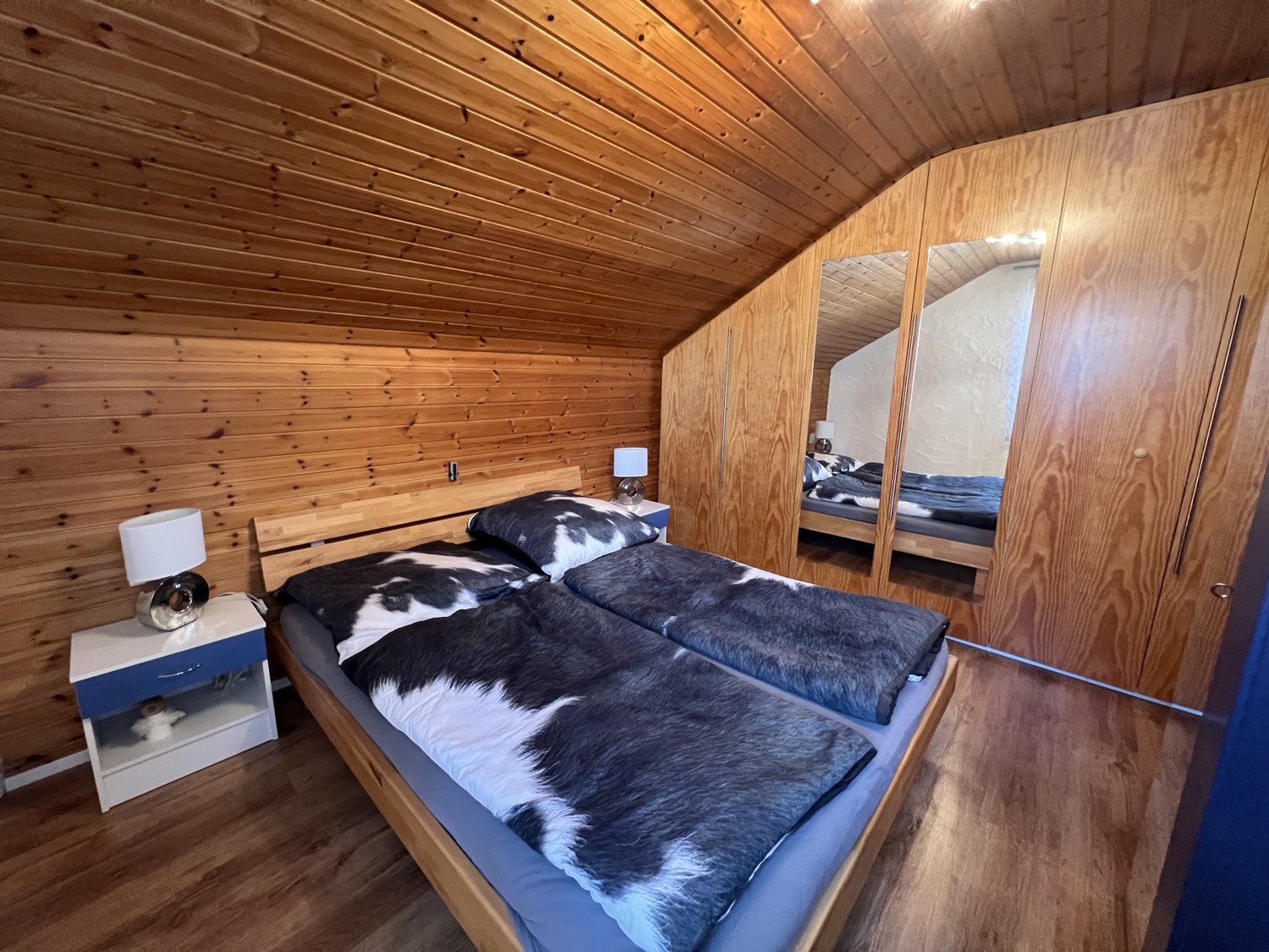 DG: Schlafzimmer