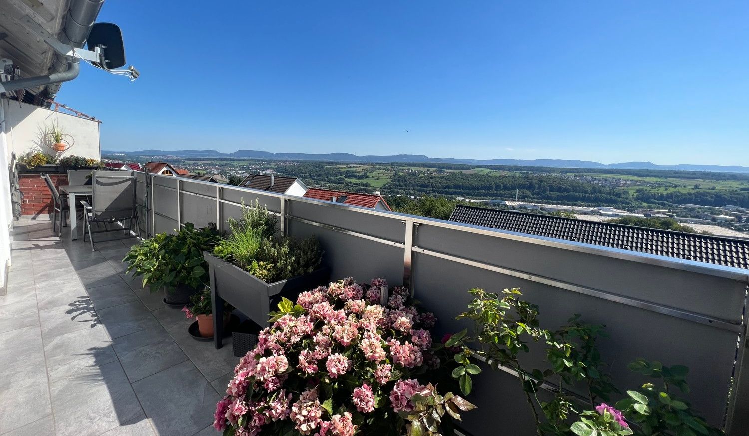 OG: Balkon