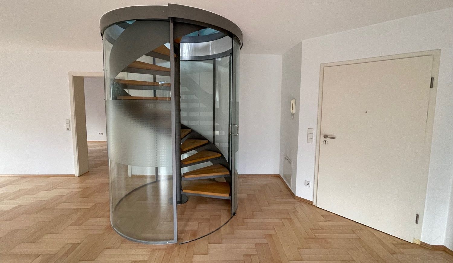 Treppe ins EG