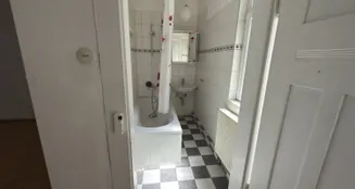 von_poll_real_estate_property_25120015_image_19