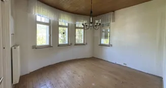 von_poll_real_estate_property_25120015_image_14