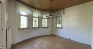 von_poll_real_estate_property_25120015_image_13