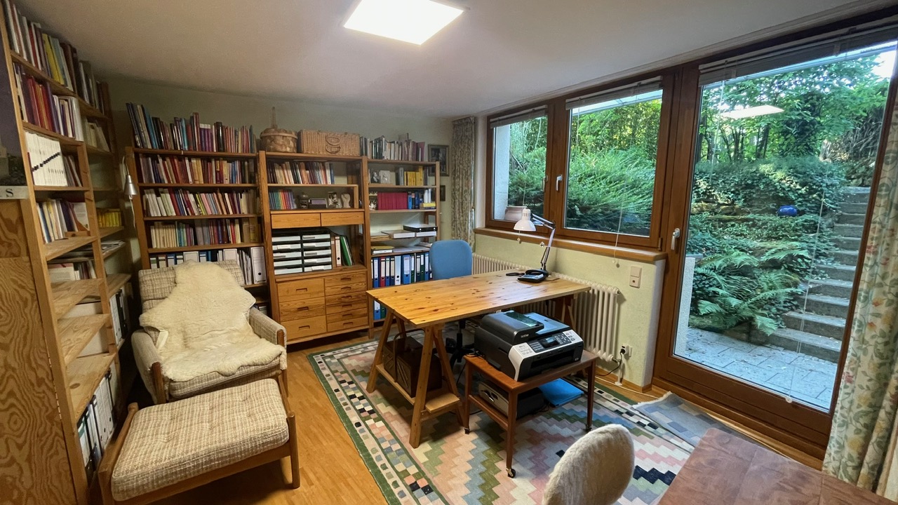 UG: Arbeitszimmer