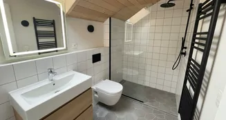 von_poll_real_estate_property_25120017_image_24