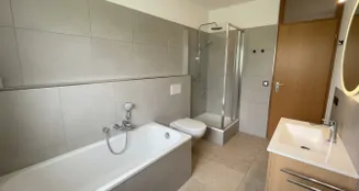 von_poll_real_estate_property_25120017_image_18