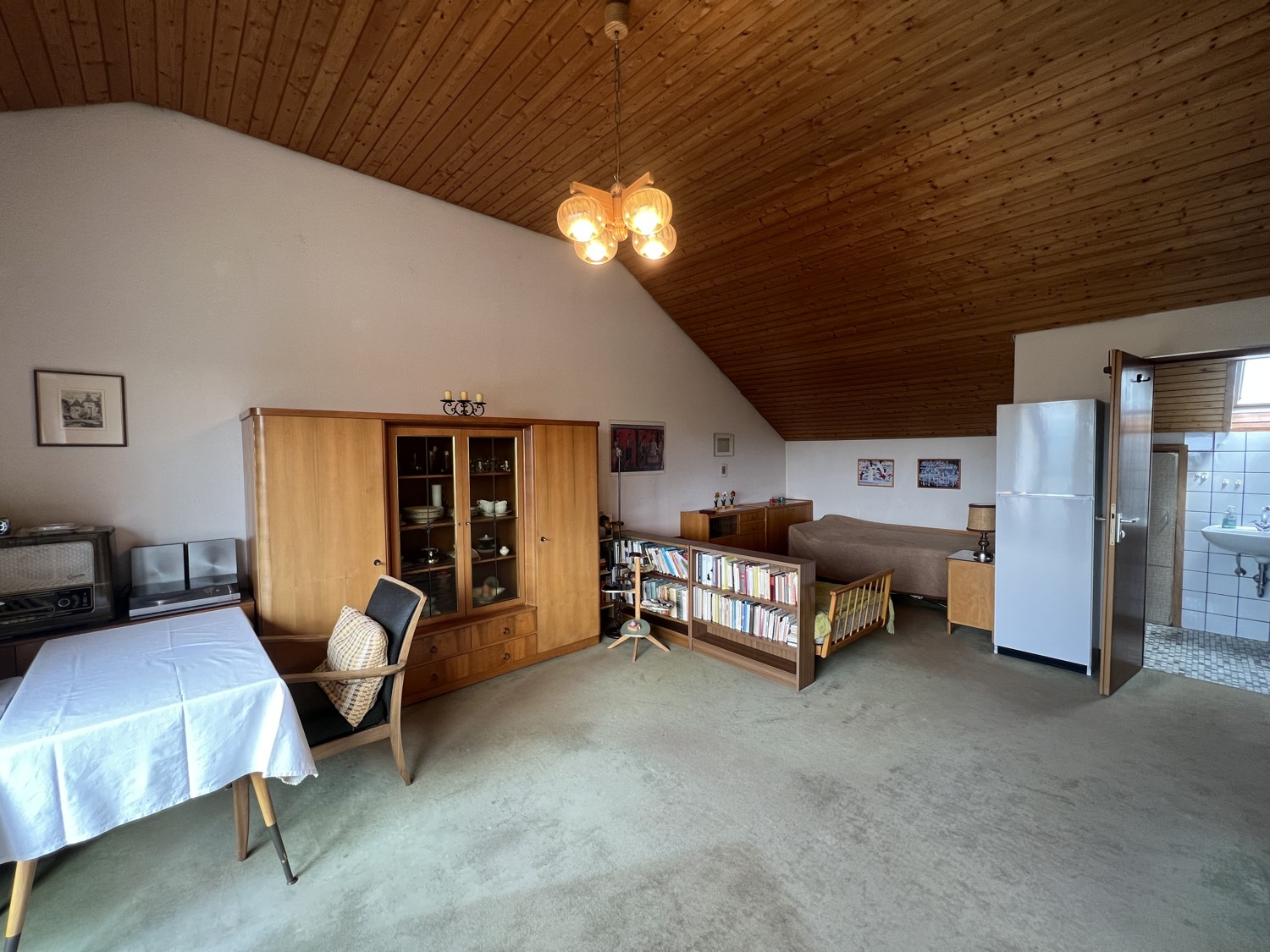 DG: Studio