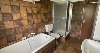 von_poll_real_estate_property_25120017_image_14