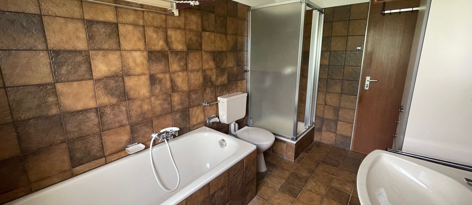 OG: Badezimmer