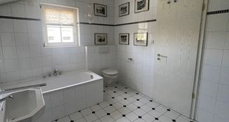 von_poll_real_estate_property_25120027_image_27
