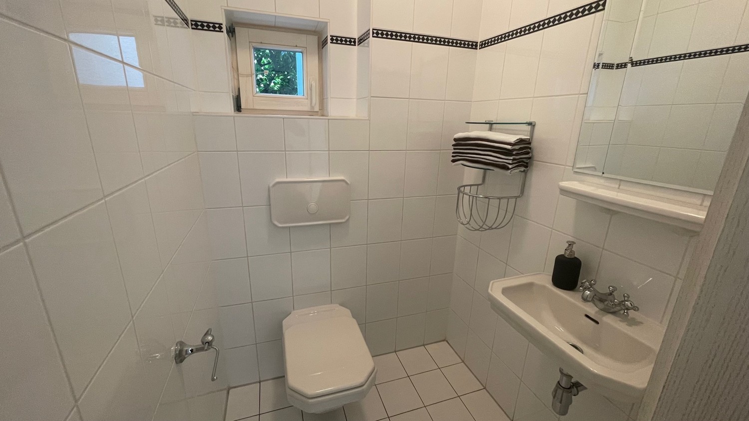 EG: Gäste WC
