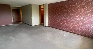 von_poll_real_estate_property_25120018_image_8