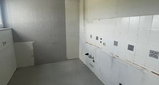 von_poll_real_estate_property_25120018_image_11